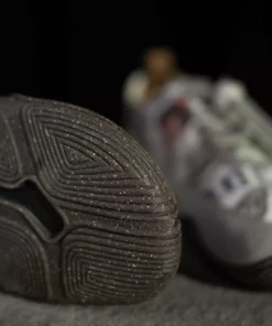 Wildling Shoes B_Eden