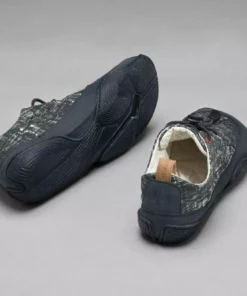 Wildling Shoes Saker